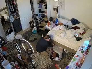 voyeurcam-hornyhostel-02