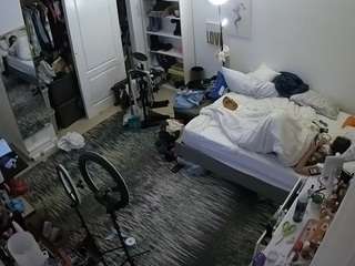 voyeurcam-hornyhostel-02 camsoda