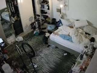 voyeurcam-hornyhostel-02 camsoda