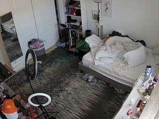 voyeurcam-hornyhostel-02 camsoda