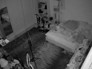 voyeurcam-hornyhostel-02 camsoda