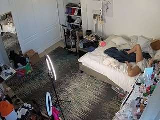 voyeurcam-hornyhostel-02 camsoda