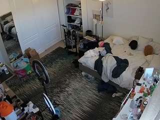 voyeurcam-hornyhostel-02