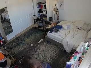 voyeurcam-hornyhostel-02