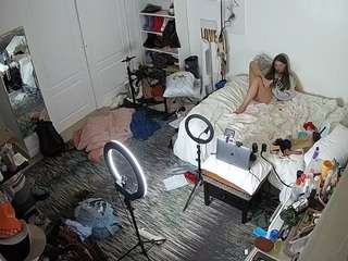 voyeurcam-hornyhostel-02