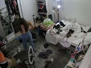 voyeurcam-hornyhostel-02