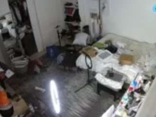 voyeurcam-hornyhostel-02