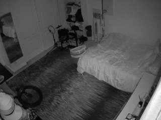 voyeurcam hornyhostel 02