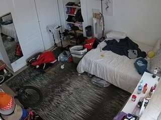 voyeurcam-hornyhostel-02 camsoda