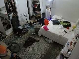 voyeurcam-hornyhostel-02