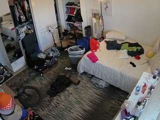 voyeurcam-hornyhostel-02