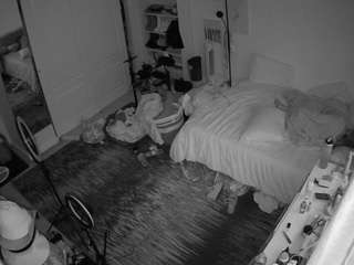 voyeurcam-hornyhostel-02