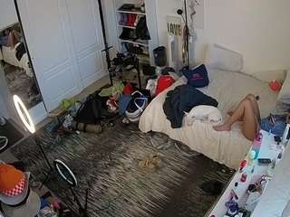 voyeurcam-hornyhostel-02