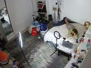 voyeurcam-hornyhostel-02 webcam model