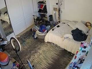 voyeurcam hornyhostel 02 live webcam on Soda Cams