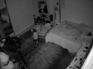 voyeurcam-hornyhostel-02