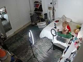 voyeurcam-hornyhostel-02