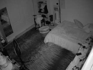 voyeurcam-hornyhostel-02