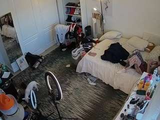 voyeurcam-hornyhostel-02
