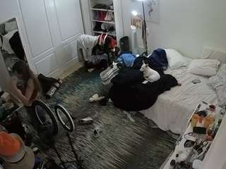 voyeurcam-hornyhostel-02