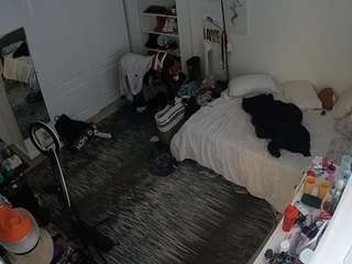 voyeurcam-hornyhostel-02