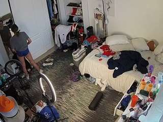 voyeurcam-hornyhostel-02