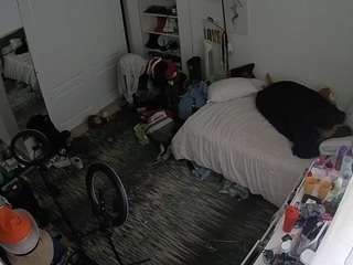 voyeurcam-hornyhostel-02