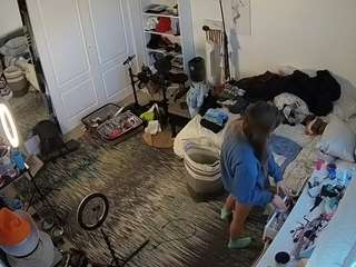 voyeurcam-hornyhostel-02