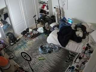 voyeurcam-hornyhostel-02 Profile Image