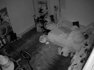 voyeurcam-hornyhostel-02