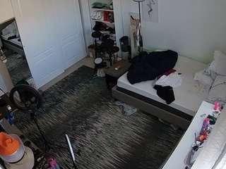 voyeurcam-hornyhostel-02
