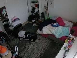 voyeurcam-hornyhostel-02