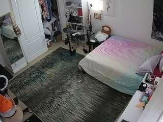 voyeurcam-hornyhostel-02