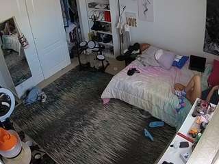 voyeurcam hornyhostel 02