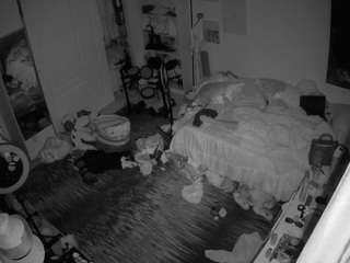 voyeurcam-hornyhostel-02