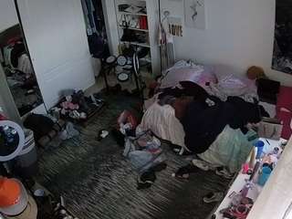 voyeurcam-hornyhostel-02 camsoda