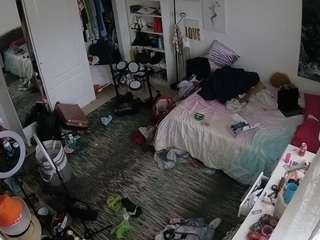 voyeurcam-hornyhostel-02