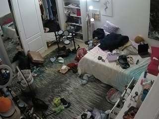 voyeurcam-hornyhostel-02