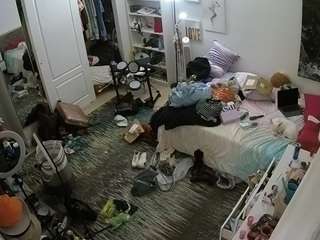 voyeurcam-hornyhostel-02 live cam profile