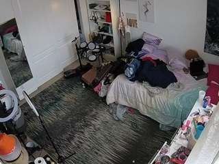 voyeurcam-hornyhostel-02