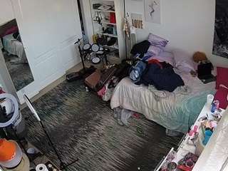 voyeurcam-hornyhostel-02 live cam profile