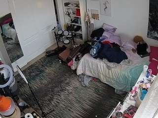 voyeurcam-hornyhostel-02 live cam profile