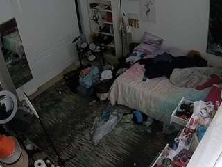 voyeurcam-hornyhostel-02 live cam profile