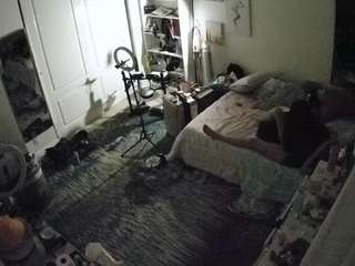 voyeurcam-hornyhostel-02