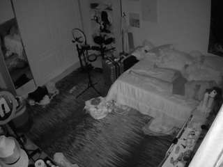 voyeurcam-hornyhostel-02