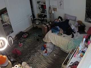 voyeurcam-hornyhostel-02