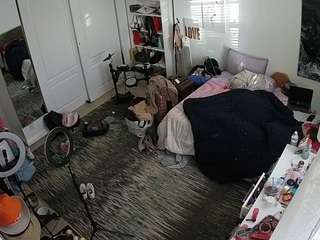 voyeurcam-hornyhostel-02