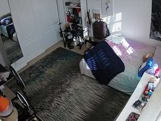 voyeurcam-hornyhostel-02