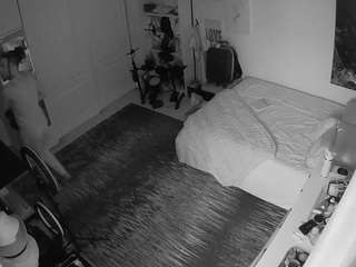 voyeurcam-hornyhostel-02