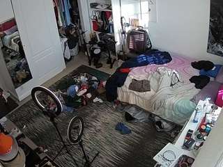 voyeurcam-hornyhostel-02